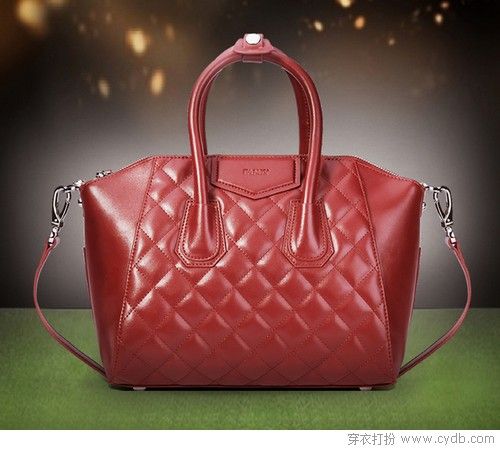大气场女人拿大牌感包包