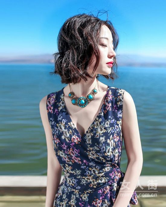 度假系连衣裙，让你美到路人回眸